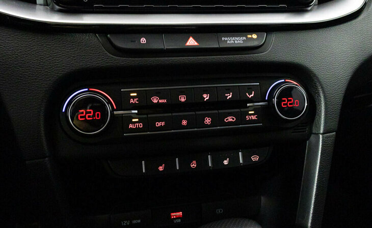 Kia Ceed - Фото 10