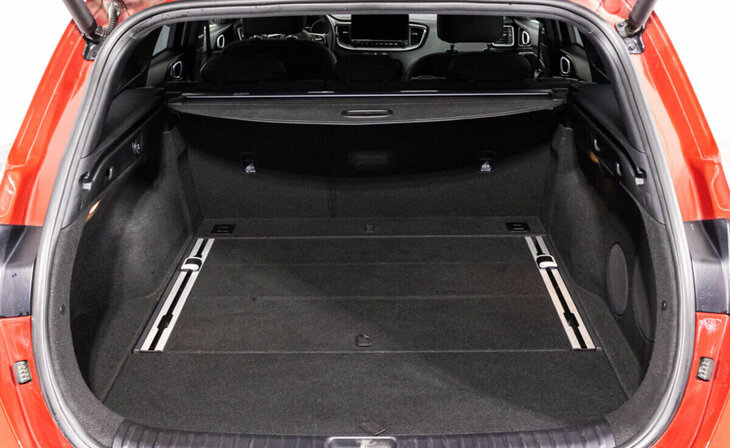 Kia Ceed - Фото 15