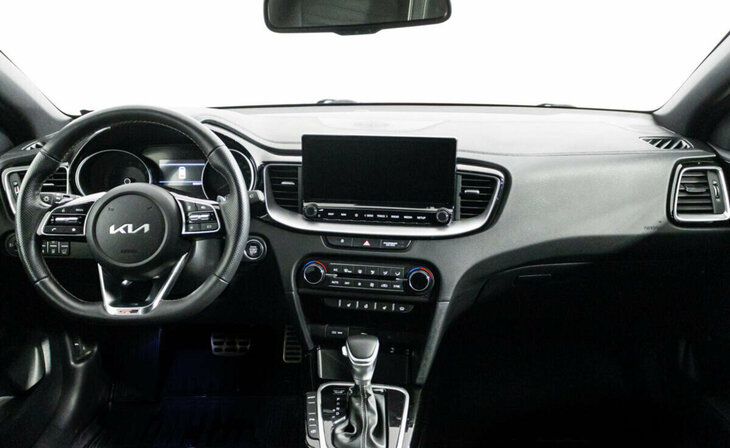 Kia Ceed - Фото 5