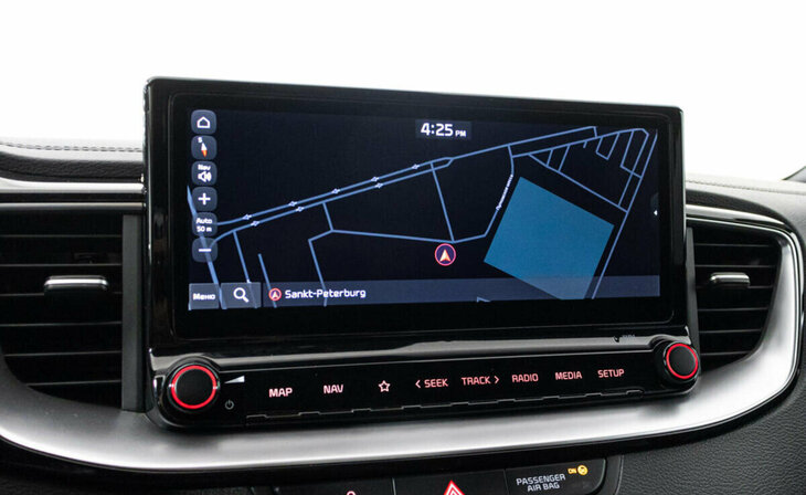 Kia Ceed - Фото 8