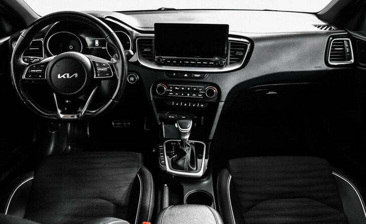 Kia Ceed - Фото 7