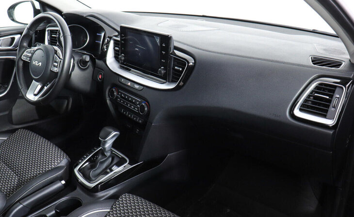 Kia Ceed - Фото 4