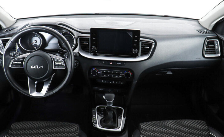 Kia Ceed - Фото 5