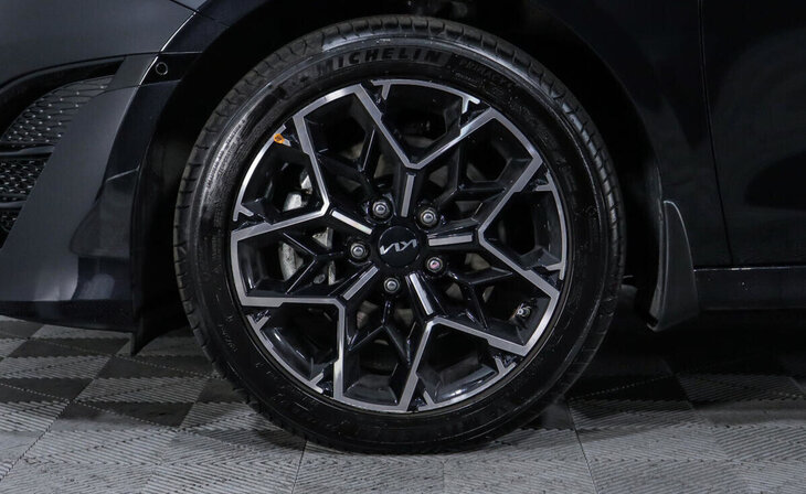 Kia Ceed - Фото 7