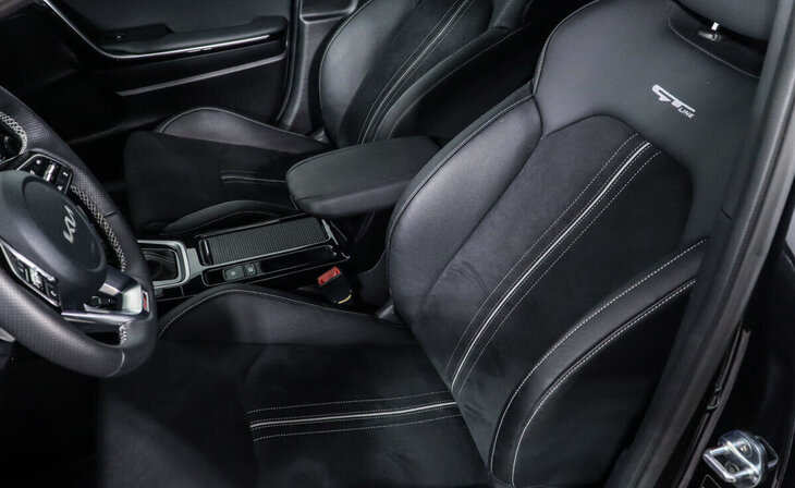 Kia Ceed - Фото 8