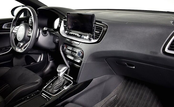 Kia Ceed - Фото 7