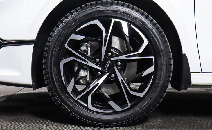 Kia Ceed - Фото 9