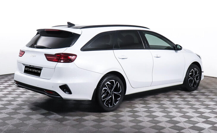 Kia Ceed - Фото 4