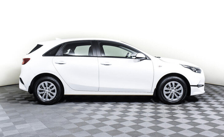 Kia Ceed - Фото 3