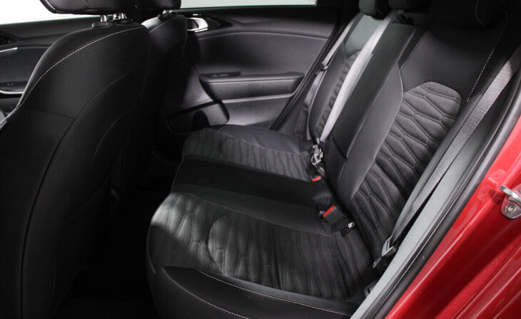 Kia Ceed - Фото 13