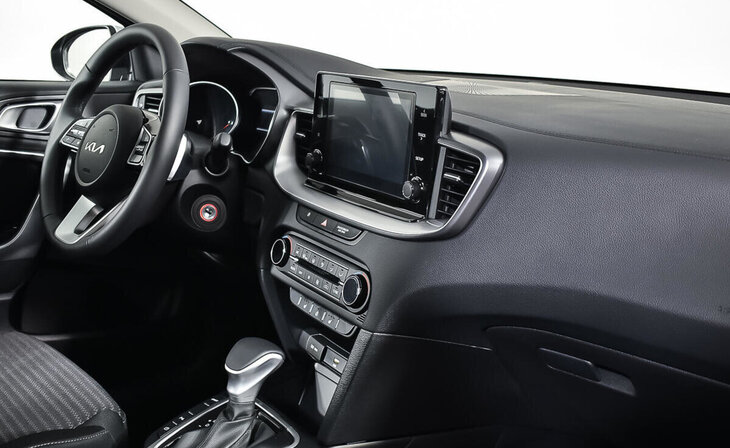 Kia Ceed - Фото 7