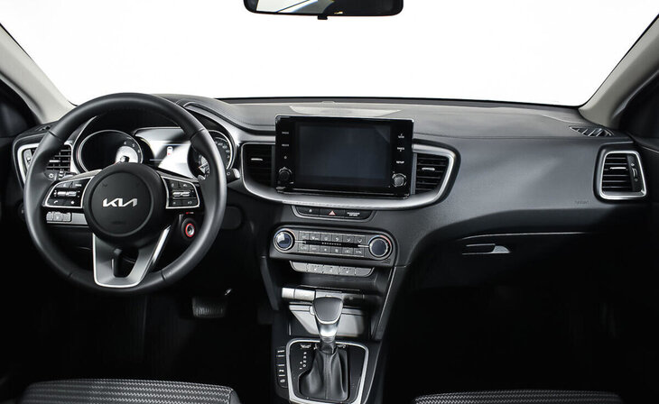 Kia Ceed - Фото 8