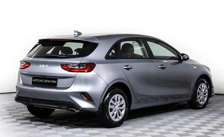 Kia Ceed - Фото 4