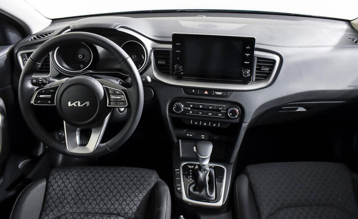 Kia Ceed - Фото 9