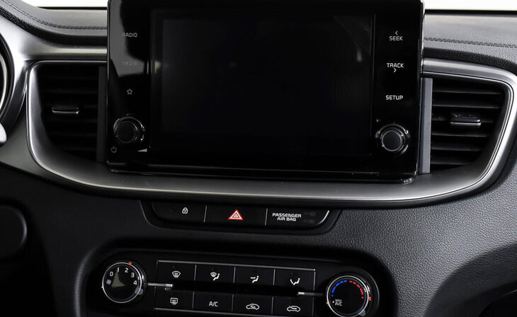 Kia Ceed - Фото 12