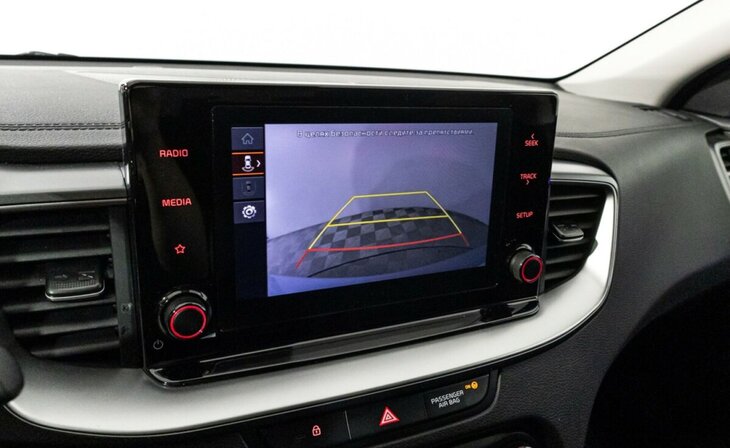 Kia Ceed - Фото 13