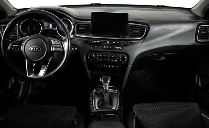 Kia Ceed - Фото 5