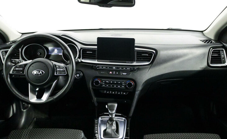 Kia Ceed - Фото 5