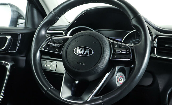 Kia Ceed - Фото 11