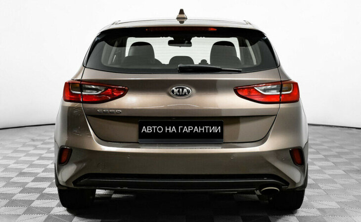 Kia Ceed - Фото 5