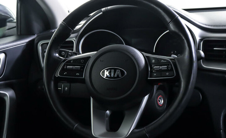 Kia Ceed - Фото 10