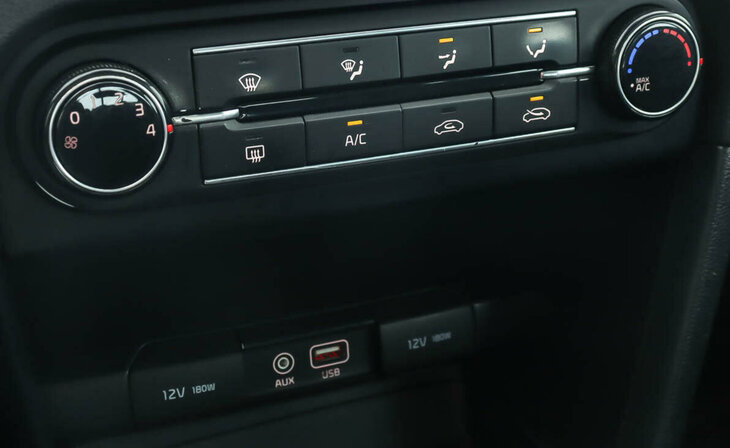 Kia Ceed - Фото 9