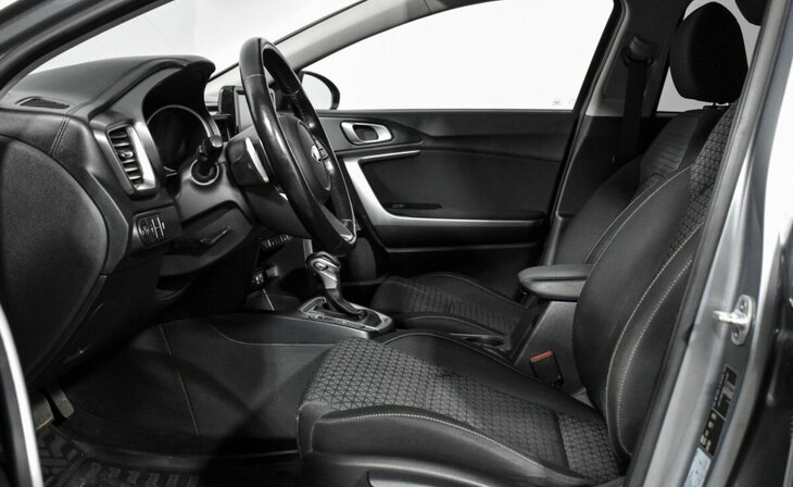 Kia Ceed - Фото 4