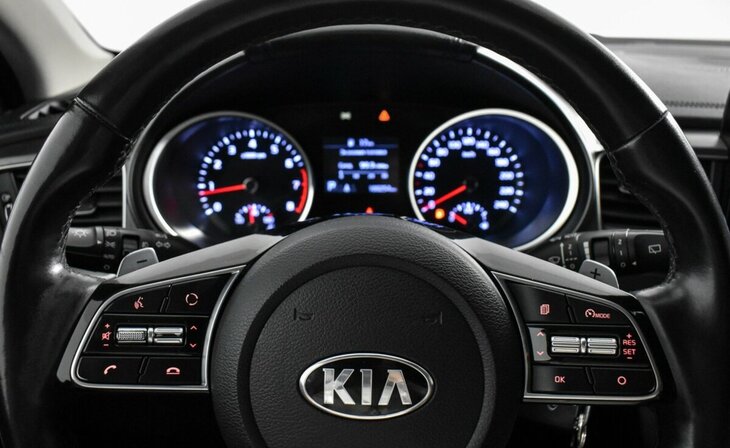 Kia Ceed - Фото 8