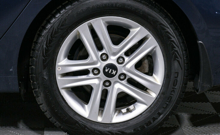 Kia Ceed - Фото 6