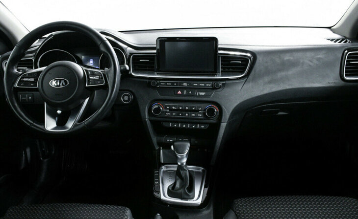 Kia Ceed - Фото 8