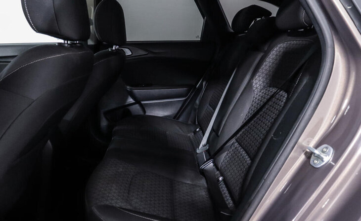 Kia Ceed - Фото 10