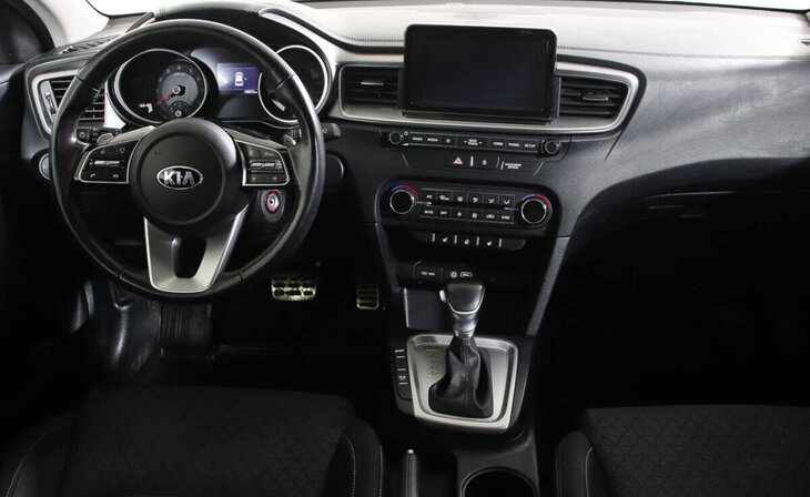 Kia Ceed - Фото 5