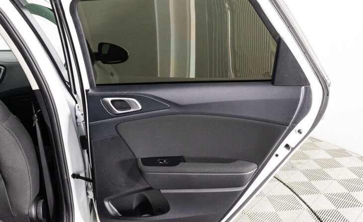 Kia Ceed - Фото 22