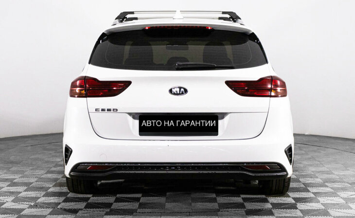 Kia Ceed - Фото 3