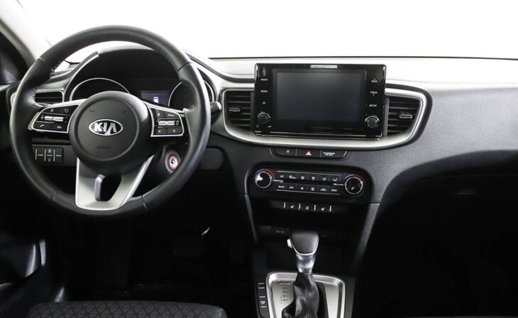 Kia Ceed - Фото 5