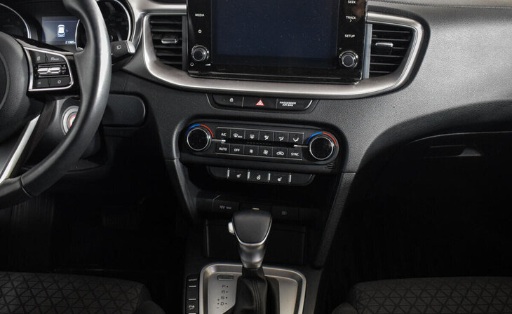 Kia Ceed - Фото 5