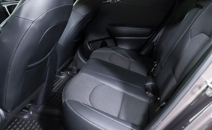 Kia Ceed - Фото 16