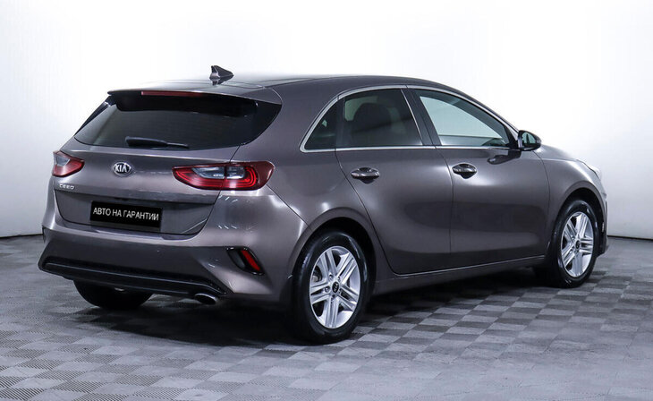 Kia Ceed - Фото 4