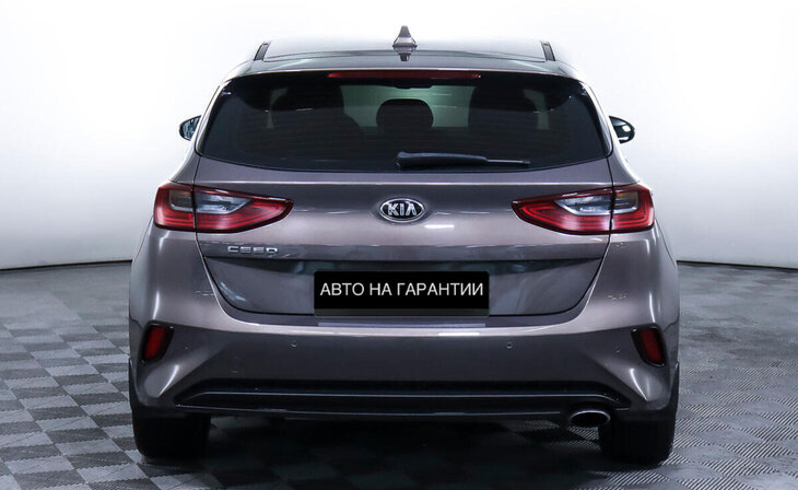 Kia Ceed - Фото 5