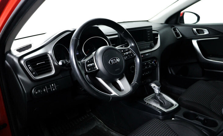 Kia Ceed - Фото 7