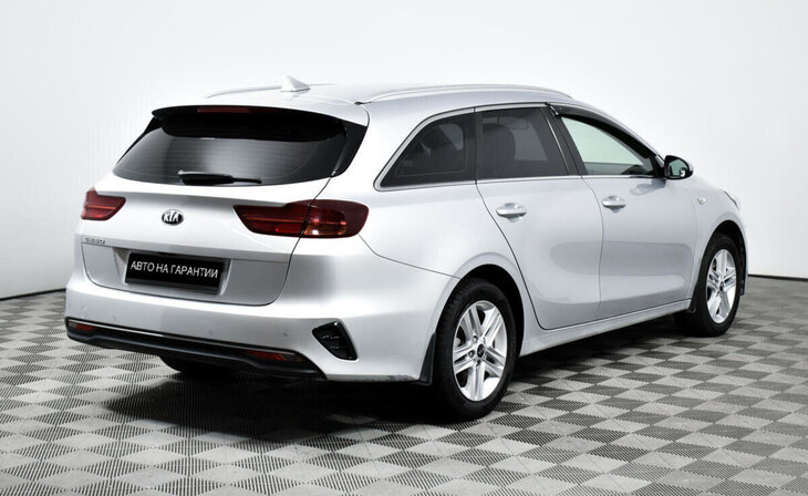 Kia Ceed - Фото 4