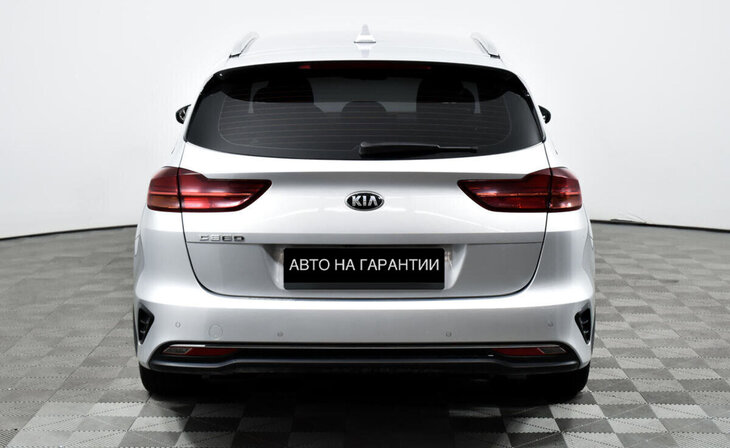 Kia Ceed - Фото 5