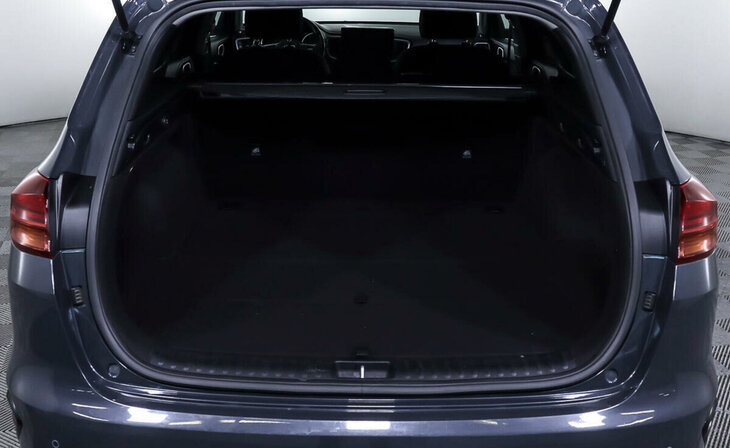 Kia Ceed - Фото 13