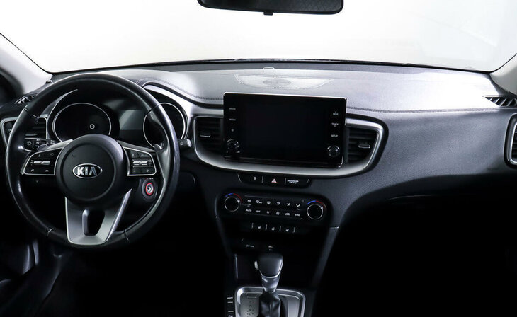 Kia Ceed - Фото 7