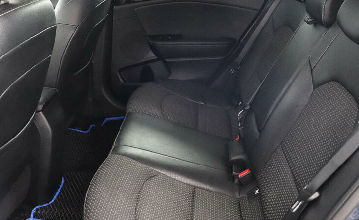 Kia Ceed - Фото 10