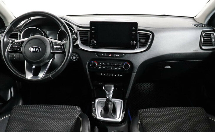 Kia Ceed - Фото 5