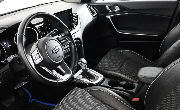 Kia Ceed - Фото 6
