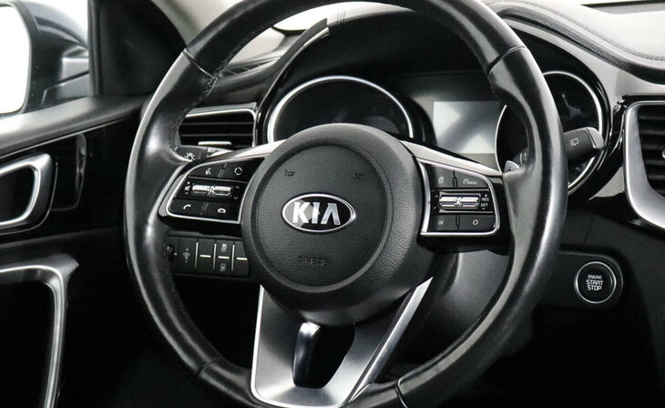 Kia Ceed - Фото 7