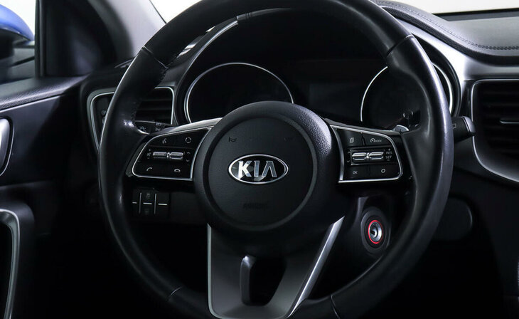 Kia Ceed - Фото 12