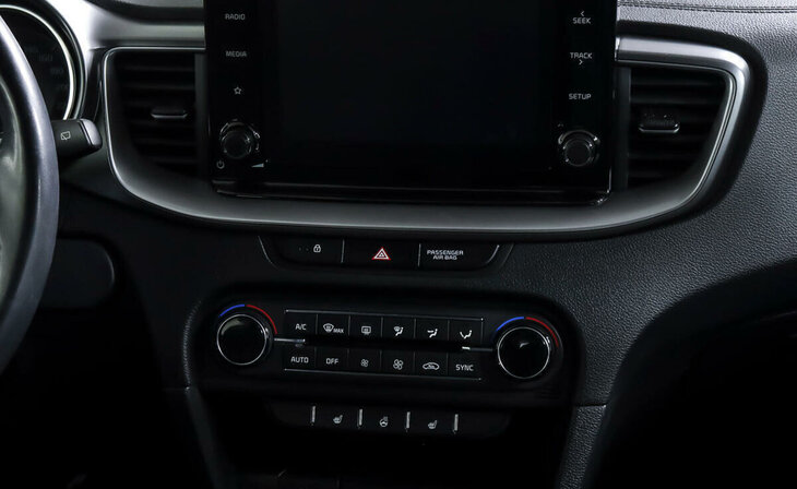 Kia Ceed - Фото 13